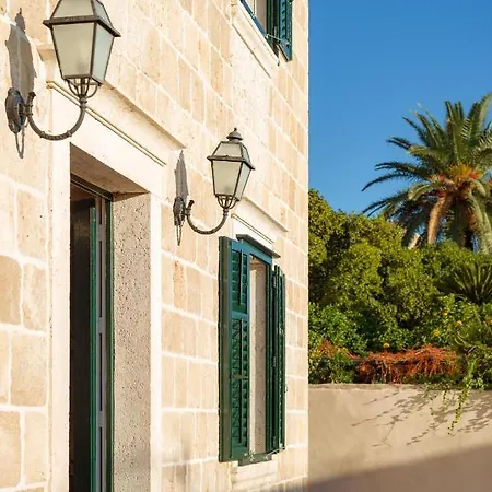 Beautiful Villa Artemida